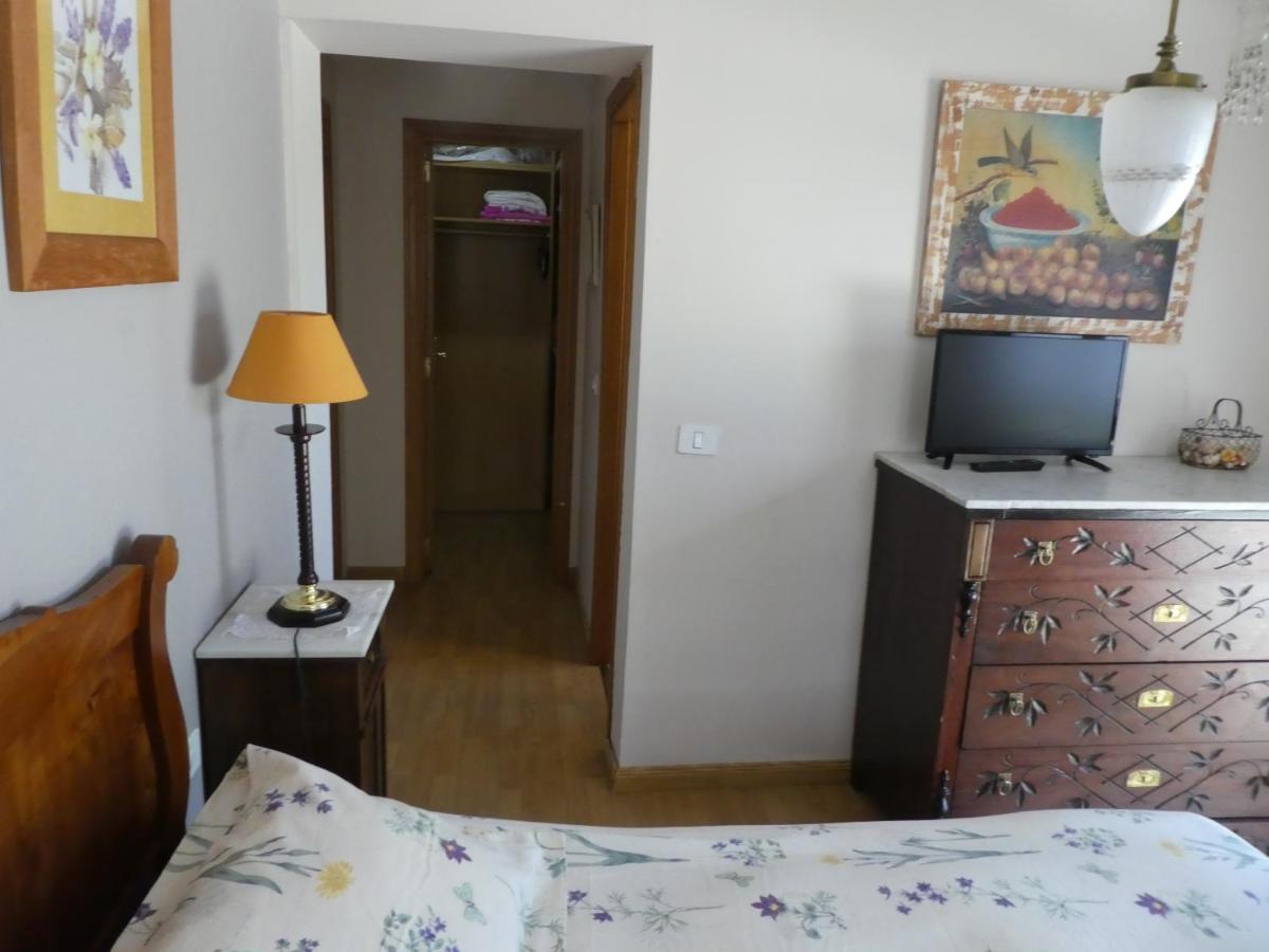 ハカ Casa Con Jardin Frente Ciudadelaヴィラ エクステリア 写真